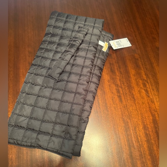 NWT Michael Kors Quilted Puffer Scarf Wrap - Picture 5 of 9